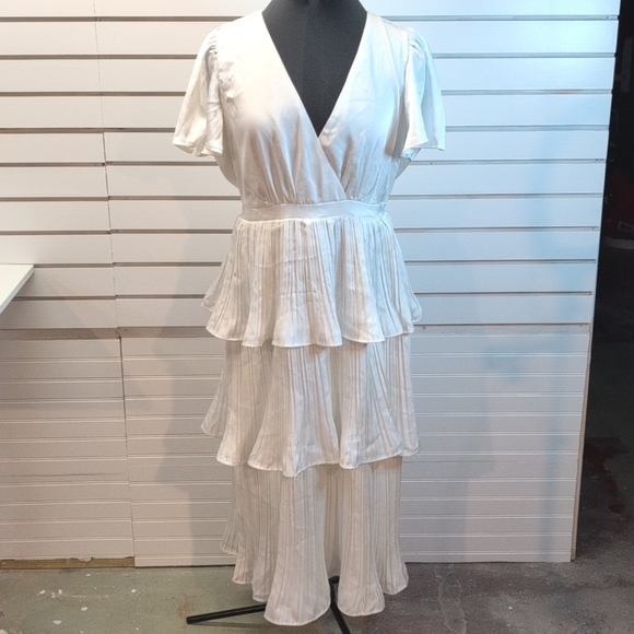 Lulus Twirl-wind Romance White Satin Pleated Tiered Midi Dress Size XL NWT - Picture 5 of 10